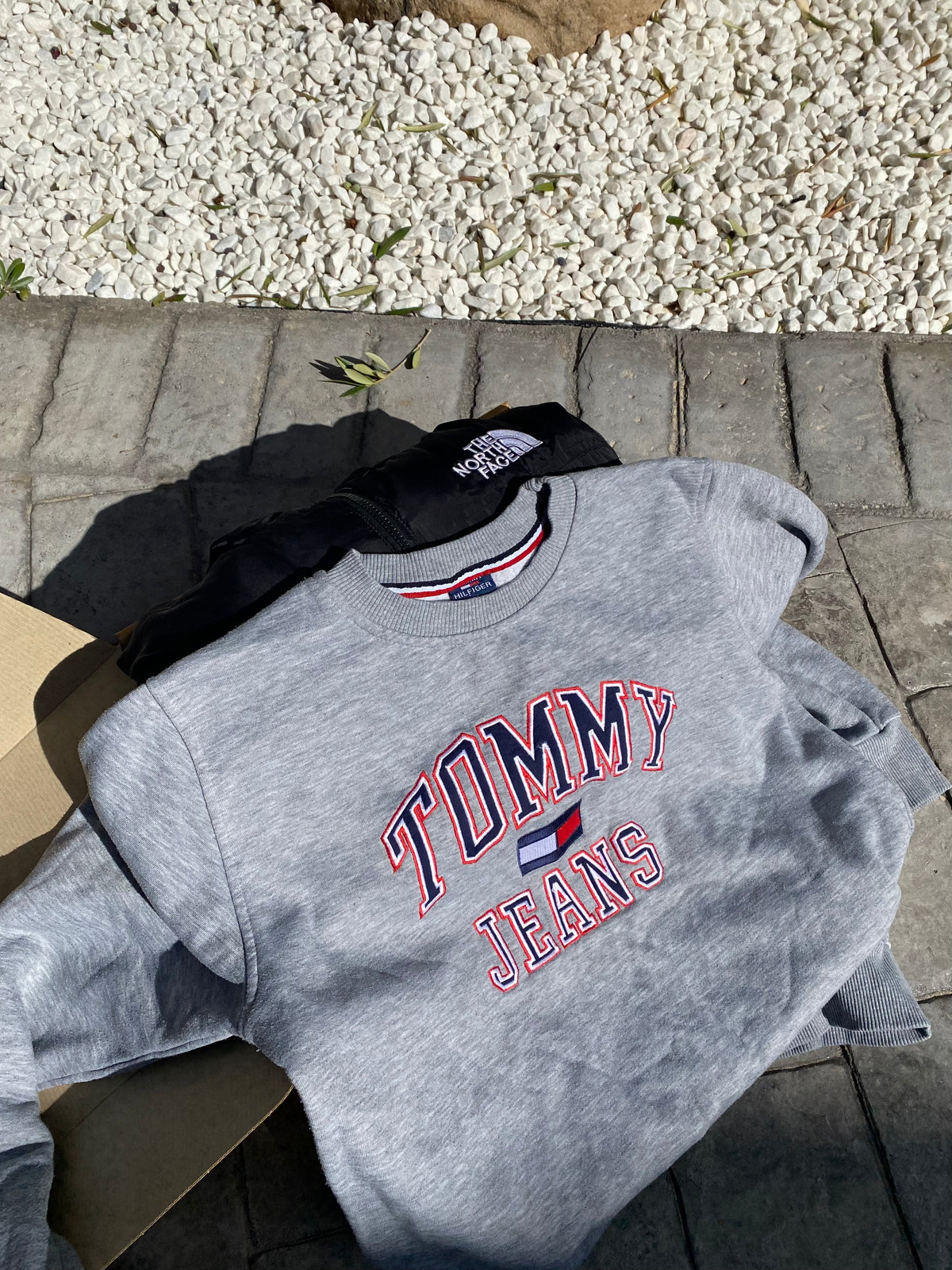 Mystery Box 2 sudaderas x pantalón Levis